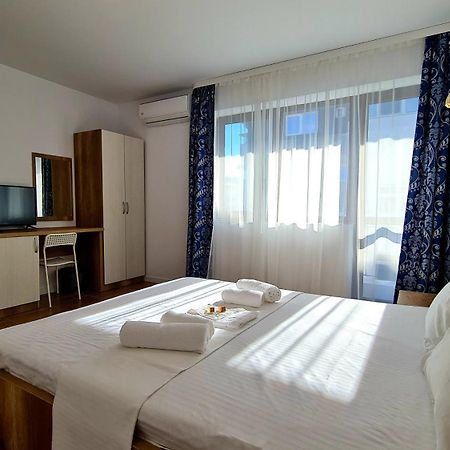 Elina2 Hotel Techirghiol Bilik gambar