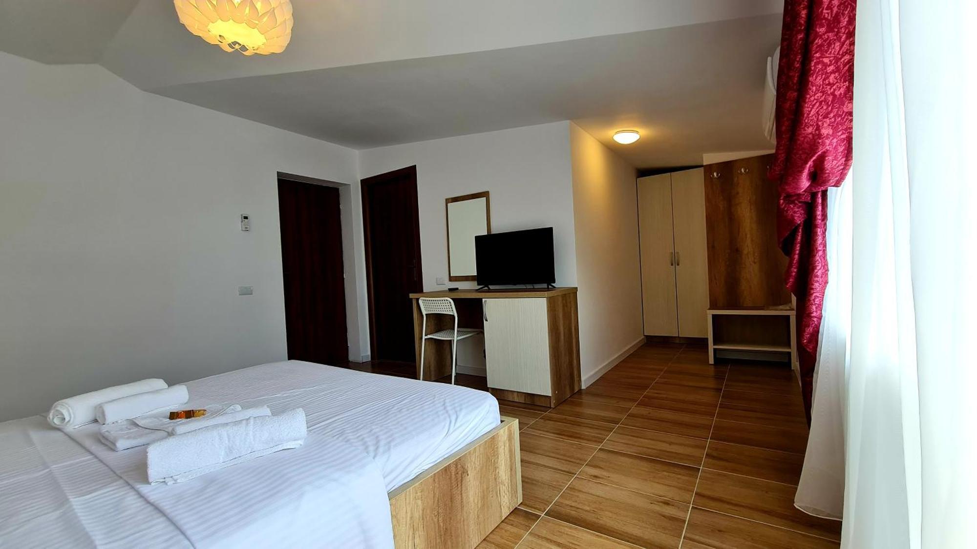 Elina2 Hotel Techirghiol Bilik gambar