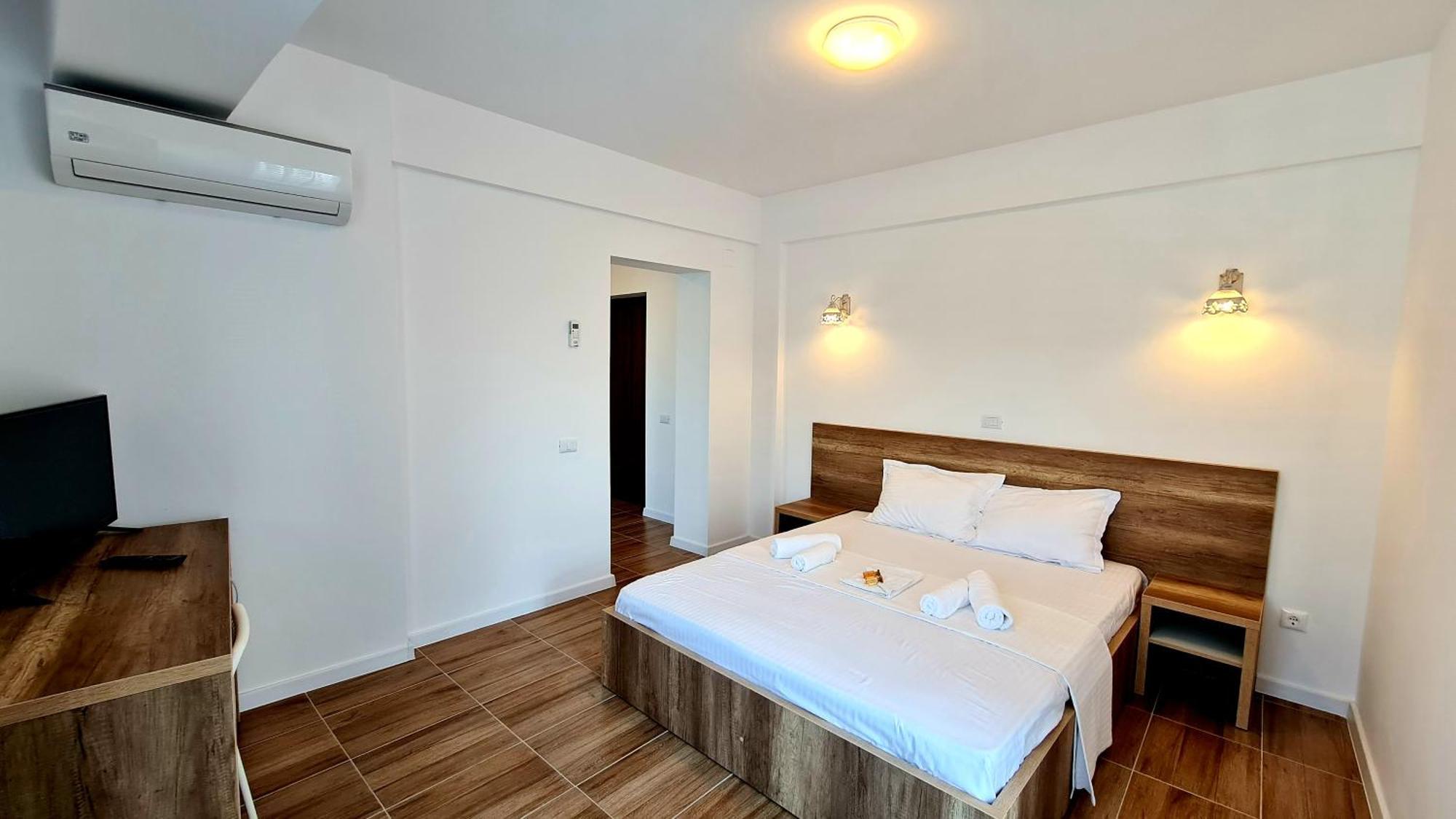 Elina2 Hotel Techirghiol Bilik gambar