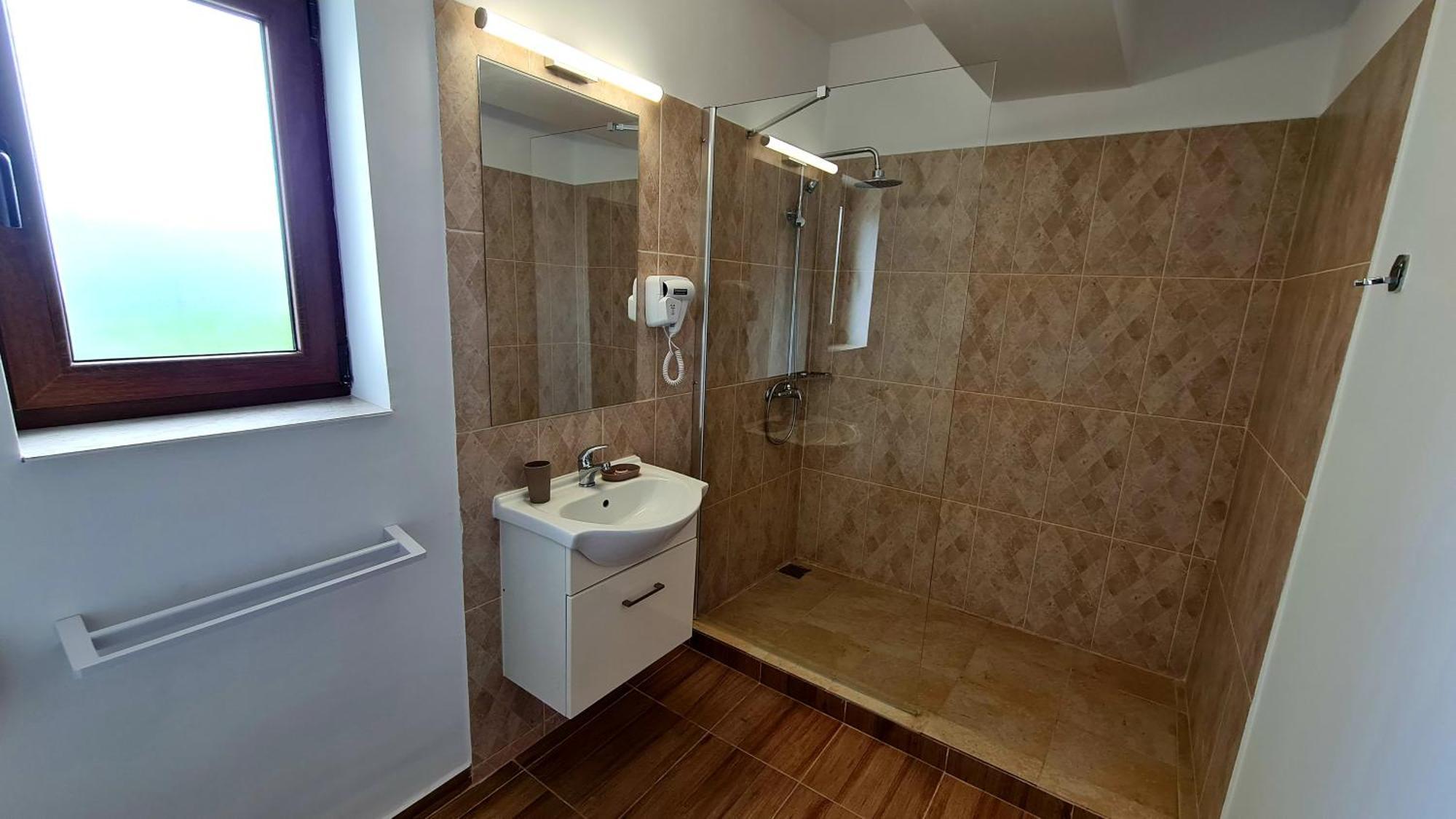 Elina2 Hotel Techirghiol Bilik gambar