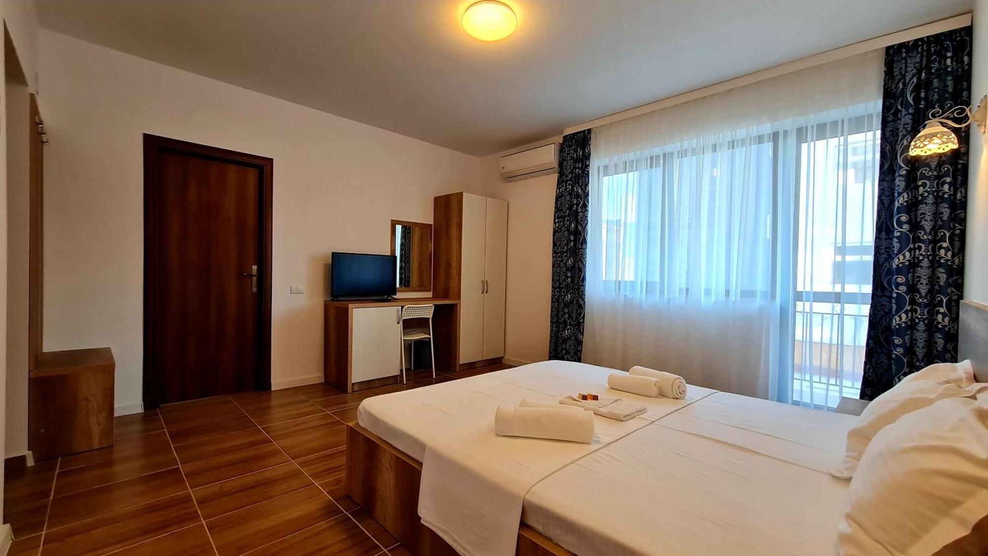 Elina2 Hotel Techirghiol Bilik gambar