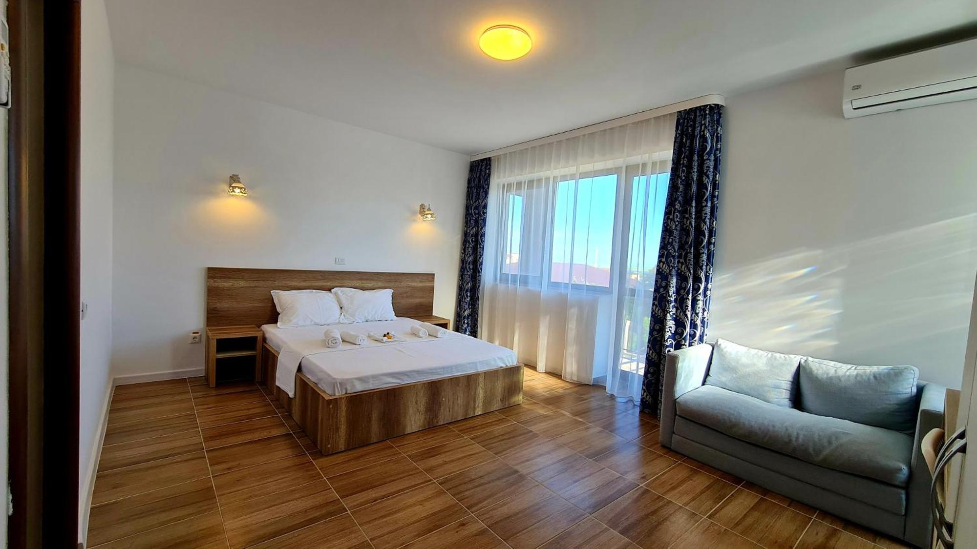 Elina2 Hotel Techirghiol Bilik gambar